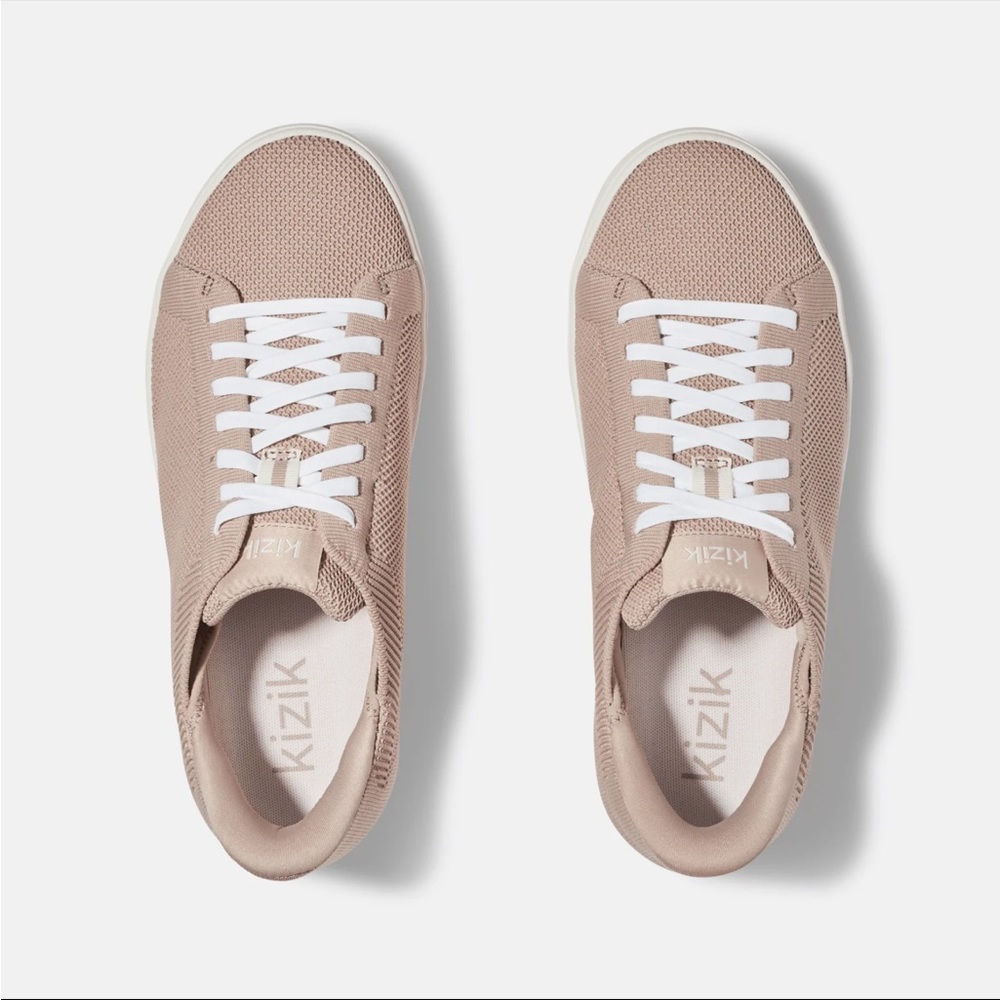 Kizik Irvine 6.5 taupe knit shoe sneaker